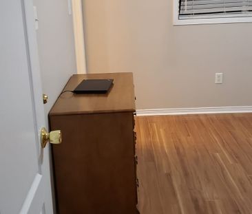 For Lease - 33 Baha Crescent, Brampton, Ontario - Photo 3