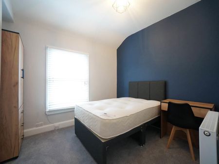 29 Holyhead Road - Photo 4