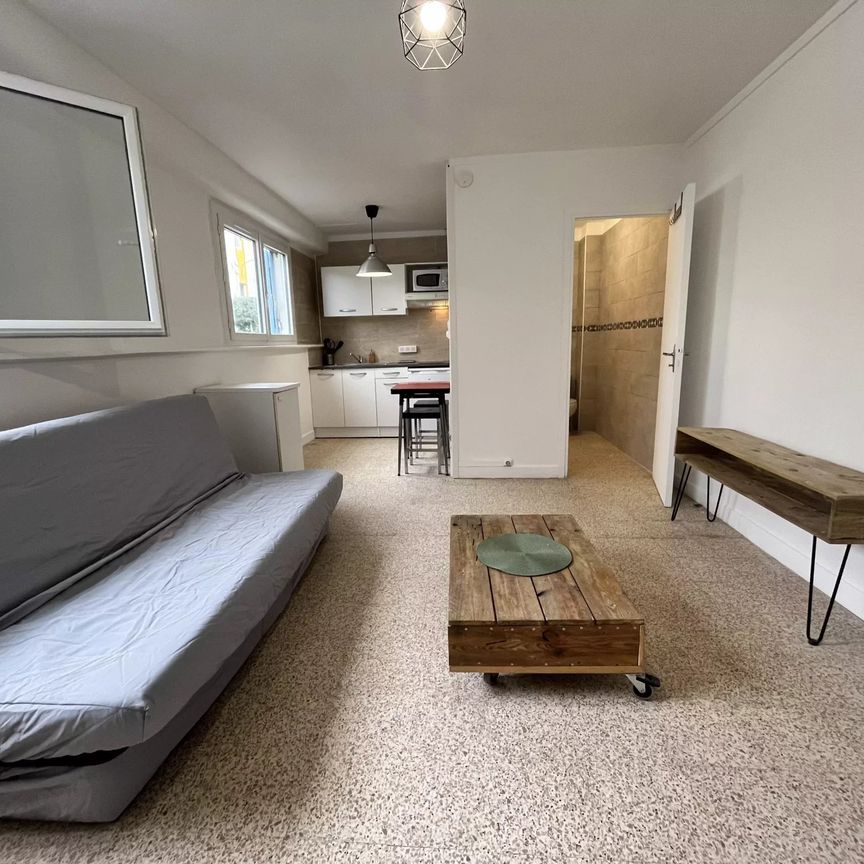 Location Appartement 1 pièce 24m² LA CIOTAT 13600 - Photo 1