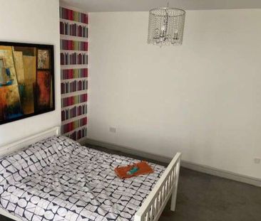 Princes Street Room 1 - Photo 4