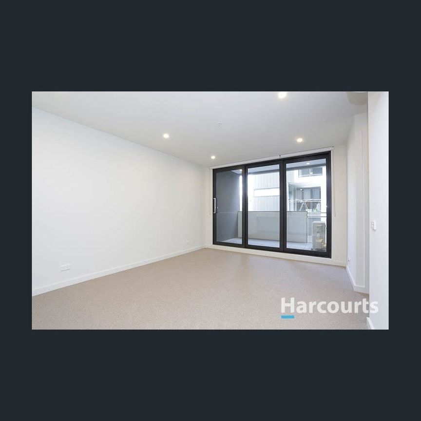 2 Bedroom 2 Bathroom Apartment in Middleborough Rd - Photo 1