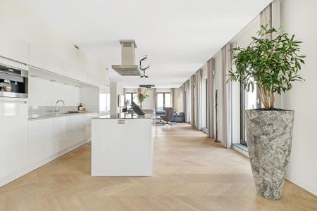 Appartement te huur: Gustav Mahlerplein 257 1082 MS Amsterdam - Photo 2