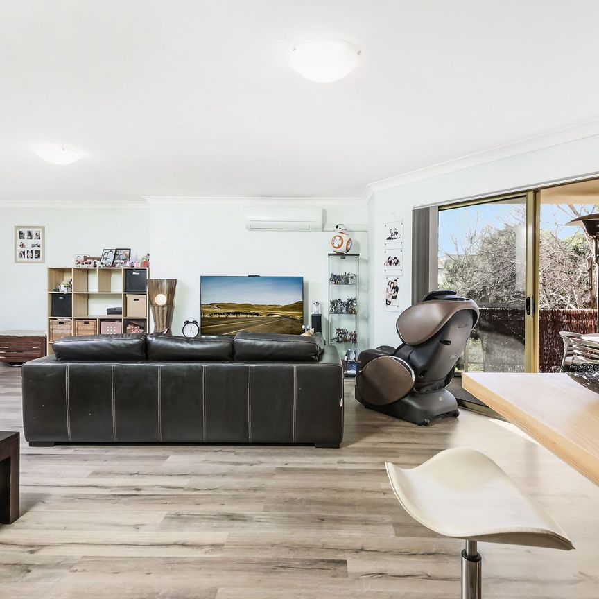 Middle Floor 3-bedroom Unit at Prime Location good for family - Photo 1