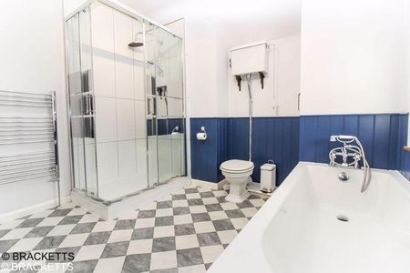 2 bedroom end of terrace house to rent - Photo 3