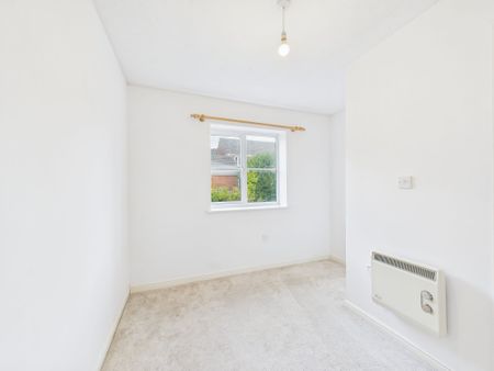 Two bed flat to rent in Kinnerton Way, Exeter, EX4 - Photo 3