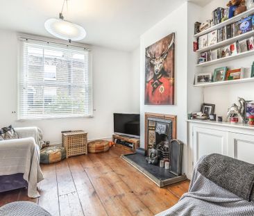 2 bedroom terraced house to rent - Photo 2