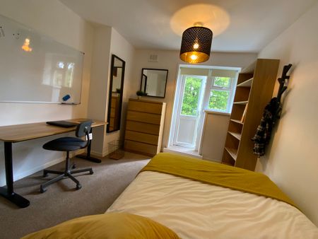 2 Bed Student Accommodation - Photo 5