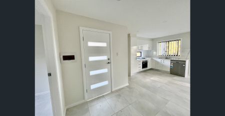 Near New 2br Granny Flat - Photo 3