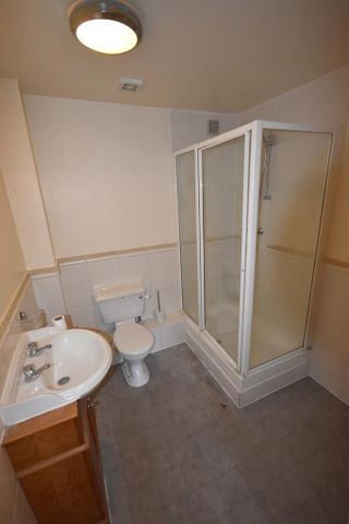 5 bedroom detached house to rent - Photo 5