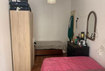 Quarto para compartilhar em Alges