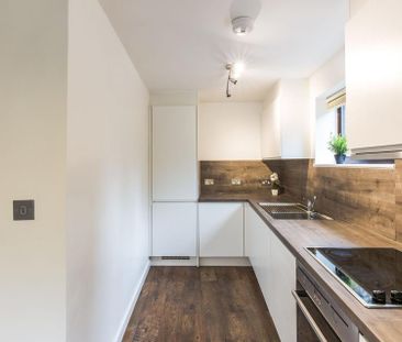 1 bedroom ground floor flat to rent - Photo 1