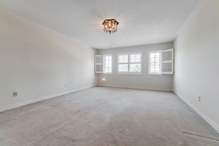 For Lease - 36 Horsham Avenue, Toronto, Ontario - Photo 4