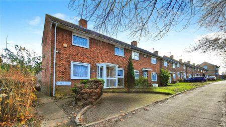 3 bedroom terraced house to rent - Photo 4