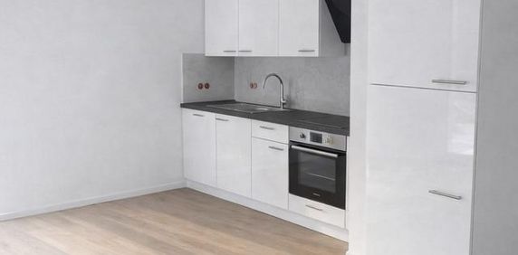 Kernsanierte 3-Zimmer-Wohnung mit Terrasse (Erstbezug) - Photo 2