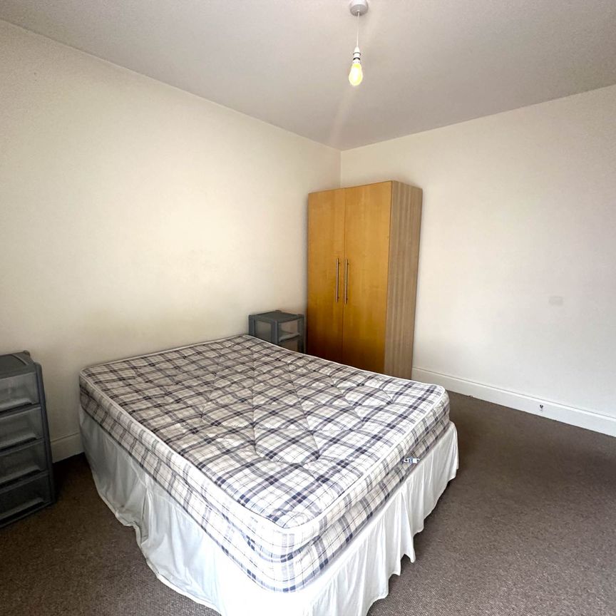 Wincheap, Canterbury - Photo 1