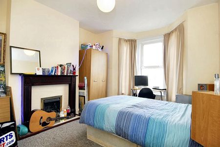 West Hill Road, Plymouth - Photo 3