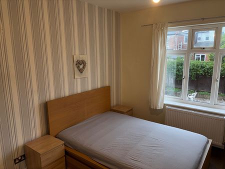 Room in a Shared House, Ivanhoe Street, LE3 - Photo 2