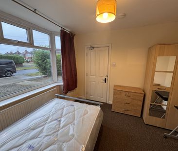 Bad Bargain Lane, Tang Hall - P1507 - Photo 5