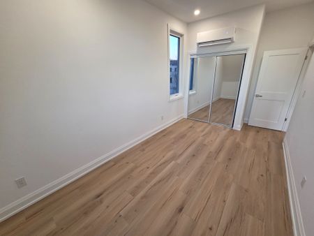 For Lease - 55 Camberwell Road Unit# 3, Toronto, Ontario - Photo 2