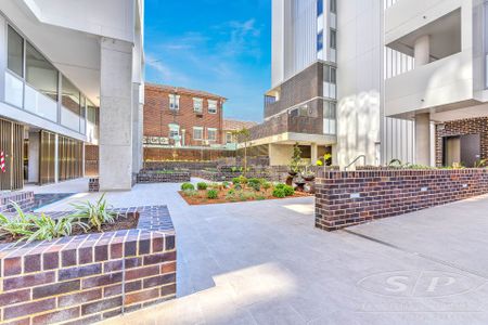 Modern & Convenient - Photo 5