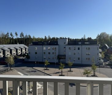 Lovisedalsvägen, Älta - Foto 2