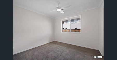 BRAND NEW 3 BEDROOM MODERN DUPLEX - Photo 5