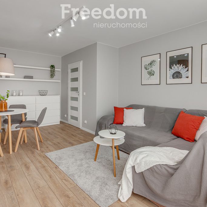 Warszawa, Wacława Tokarza - Photo 1