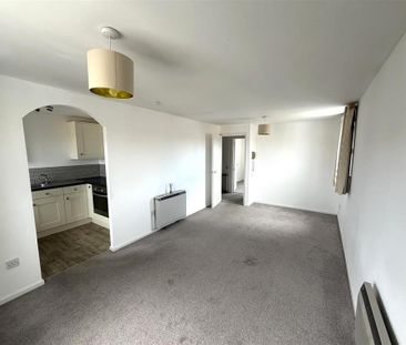 1 bedroom flat to rent - Photo 6