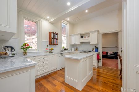 69 Delbridge Street, Fitzroy North - Photo 2