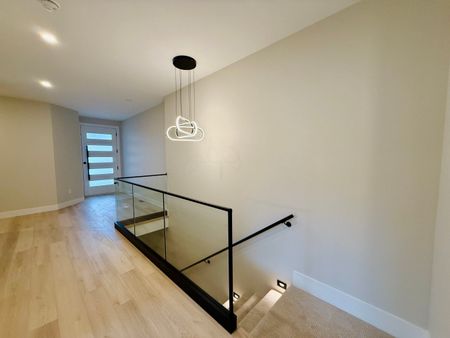 4 Bdrm Family Home in West Harbour - Photo 5
