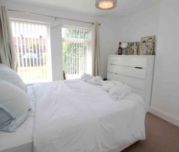 2 bed Maisonette for rent - Photo 3