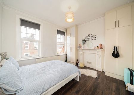 Leopold Road, SW19 7BD, London - Photo 3