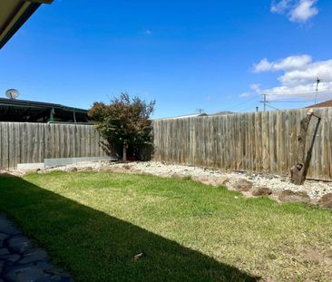 Spacious Family Living in a Prime Seabrook Location - Photo 2