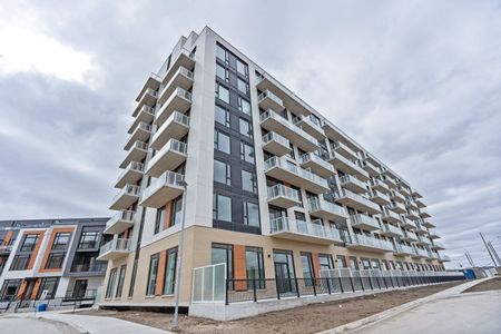 For Lease - 6 David Eyer Road Unit# 907, Richmond Hill, Ontario - Photo 4