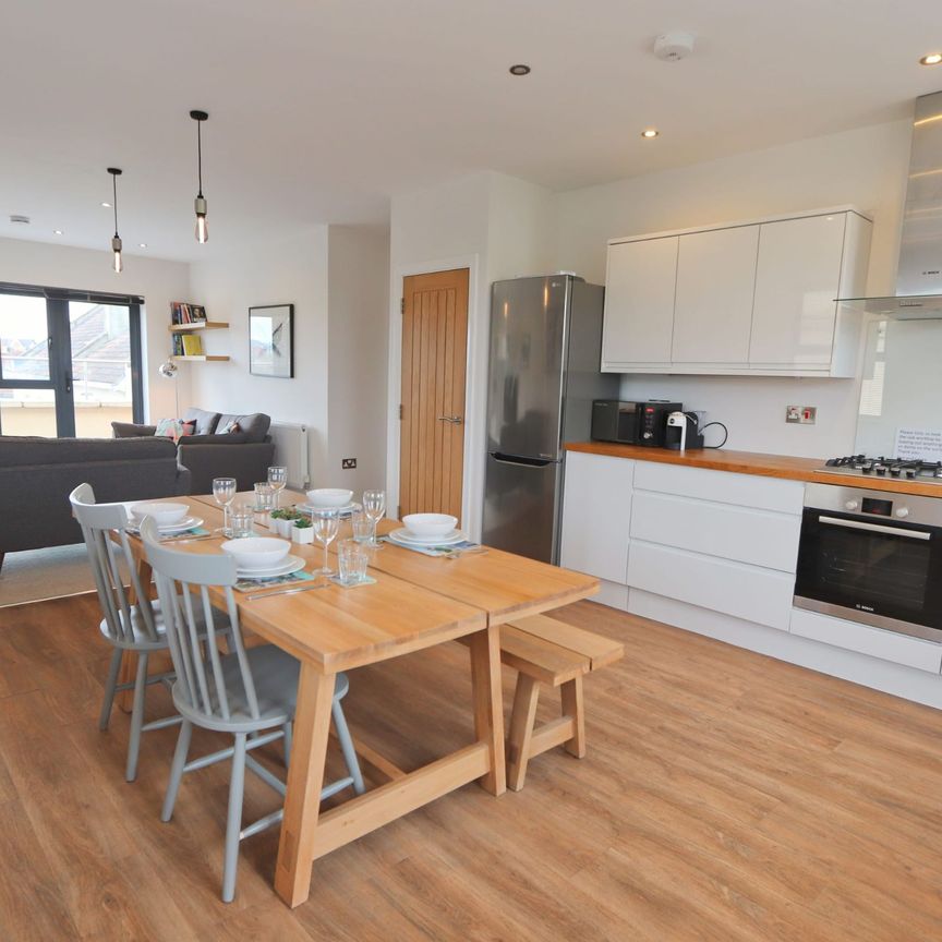 2 Bedroom Home – Medium Let - Photo 1