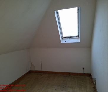 Helle Dachgeschosswohnung - Photo 1