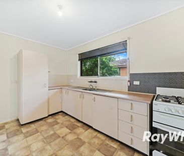 Charming Family Home at 6 Nagel St, Gailes - Photo 6