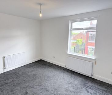2 bedroom terraced house to rent - Photo 4