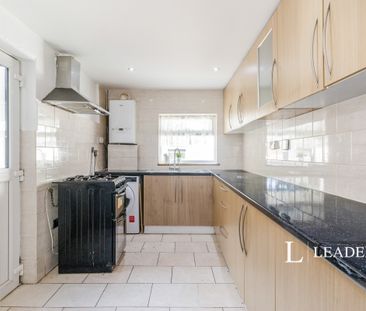2 bedroom house to rent Carshalton Road, Mitcham, CR4 - Photo 1