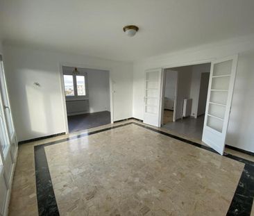 Location Appartement 4 pièces 79m² DECINES CHARPIEU 69150 - Photo 4