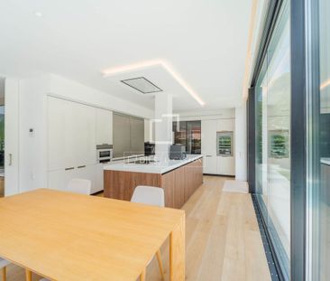 4 bedroom luxury Villa for rent in Godella, Spain - Photo 4