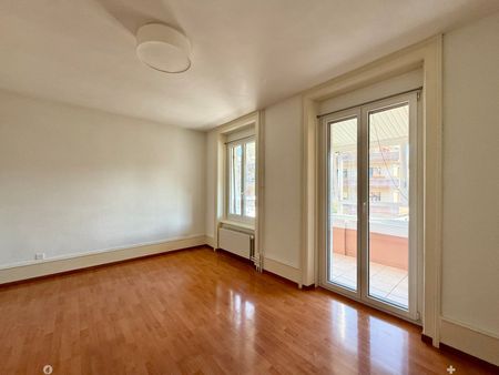 Grosszügige 2.5-Zimmer-Wohnung mit 100 m² und Wintergarten-Charakter - Photo 3