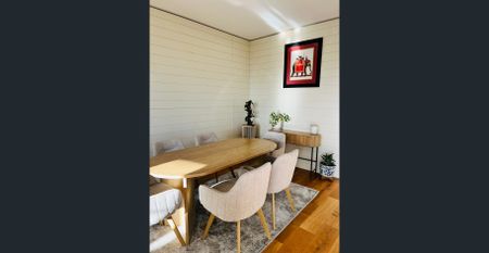 Stylishly Appointed - Fully Equipped One-Bedroom Apartment in the Heart of Claremont - Photo 3