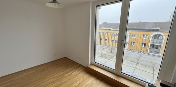 Moderne 3 Zi -Wohnung mit zwei großen Terrassen - nahe Milleniumcity (provisionsfrei!) - Photo 2