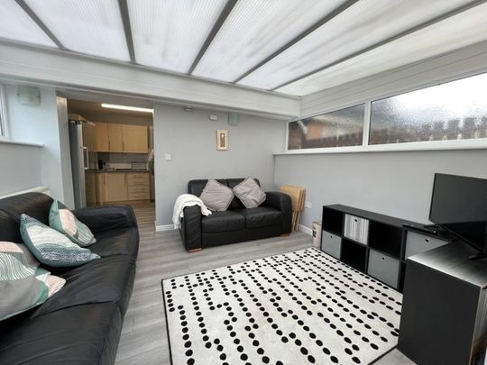 Moins Court, Osbaldwick - P10610 - Photo 1