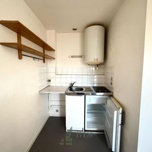 Location Appartement 1 pièce 23m² ROANNE 42300 - Photo 3