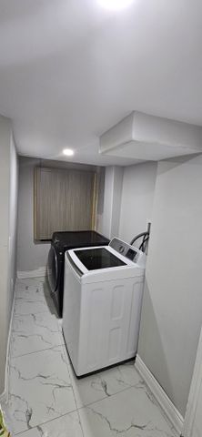 For Lease - 21 Iceland Poppy Trail Unit# Basement, Brampton, Ontario - Photo 4