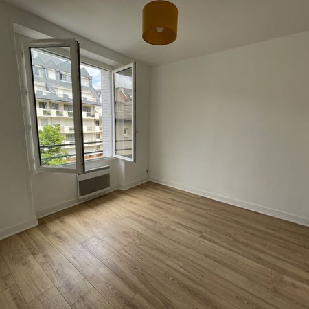 Location Appartement 2 pièces 36m² ORLEANS 45000 - Photo 4
