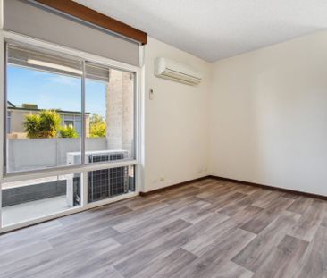 Secure two bedroom unit - Photo 6