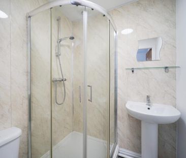 6 bedroom house to rent - Photo 4